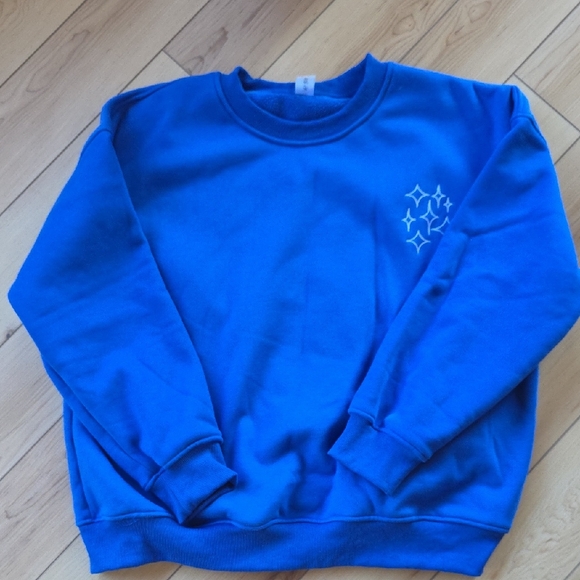 Altar'd State Blue Sweatshirt with Star Design - Picture 2 of 2
